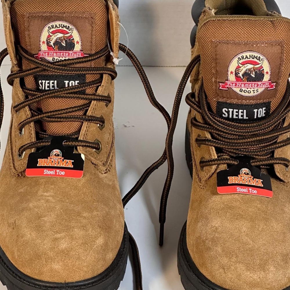 Men's New WORK BOOT SIZE 7.5 WITH STEEL TOE {WATERPROOF] by Brahma